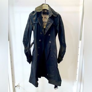 Burberry Trench Coat in Black